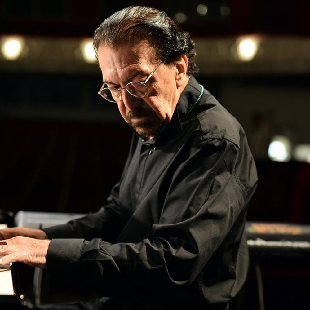 ناصر چشم آذر