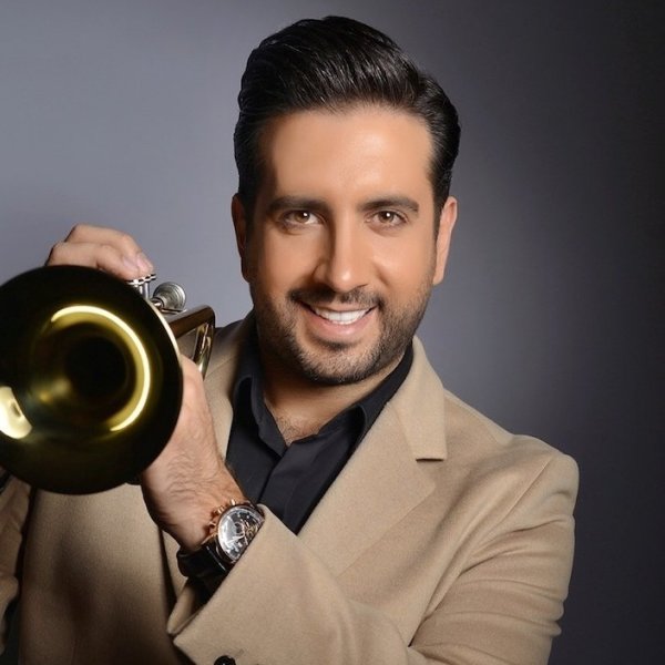 امید حاجیلی