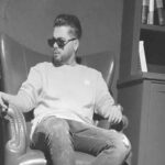 نگاه کن چه بلایی سرم داری میاری