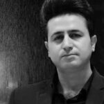 غریبی میکنم با قاب عکست