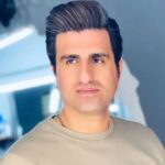 میگن خیلی دوسش داری شبا براش خواب نداری